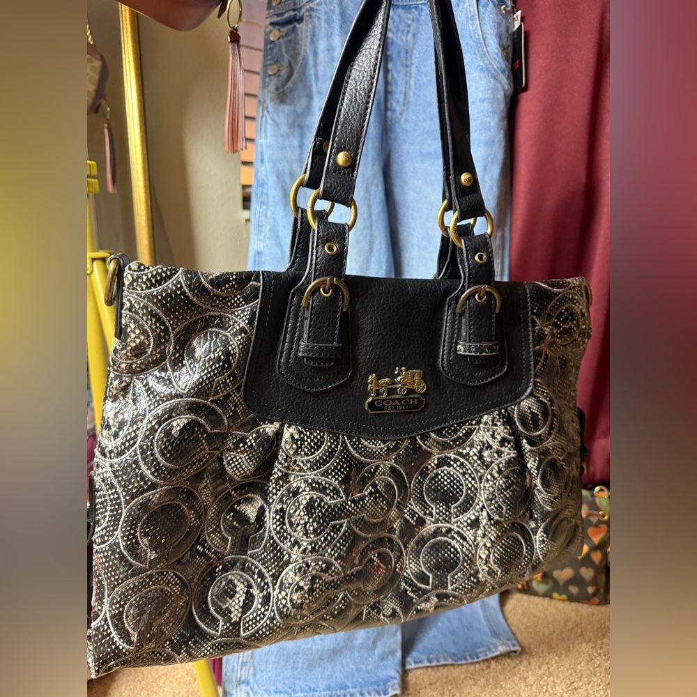 Coach Signature Embossed Tote Bag 14578 Black Gray Leather Trim Gold Hardware - Picture 12 of 17